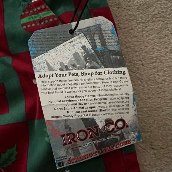 🎄 NWT Iron Co. Christmas Jogger Pants Medium - Picture 14 of 14
